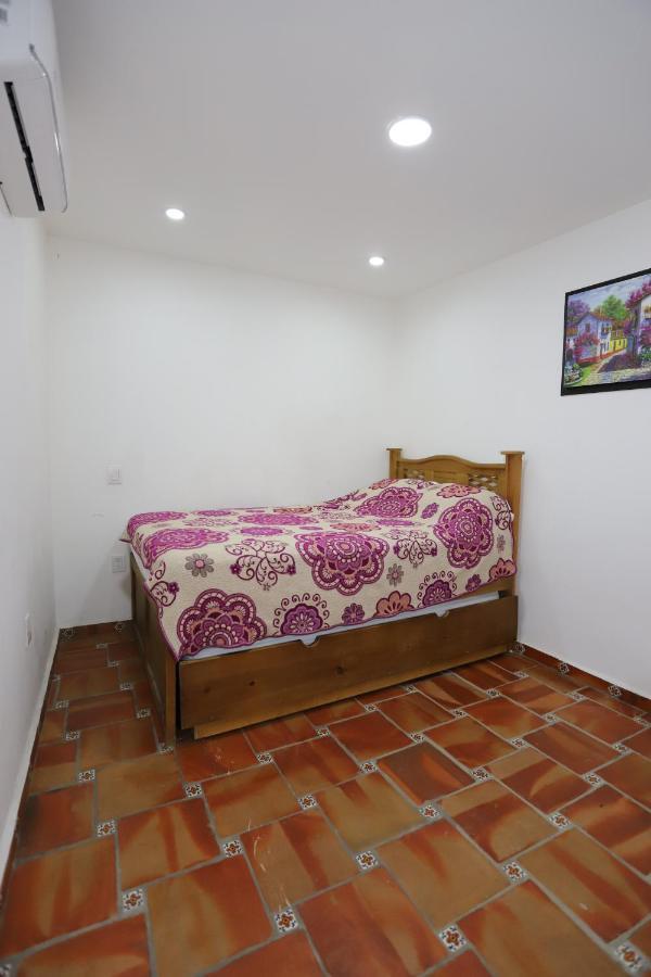 Hotel Boutique Casa Elefante Γκουανταλαχάρα Εξωτερικό φωτογραφία