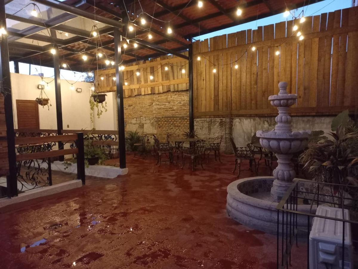 Hotel Boutique Casa Elefante Γκουανταλαχάρα Εξωτερικό φωτογραφία